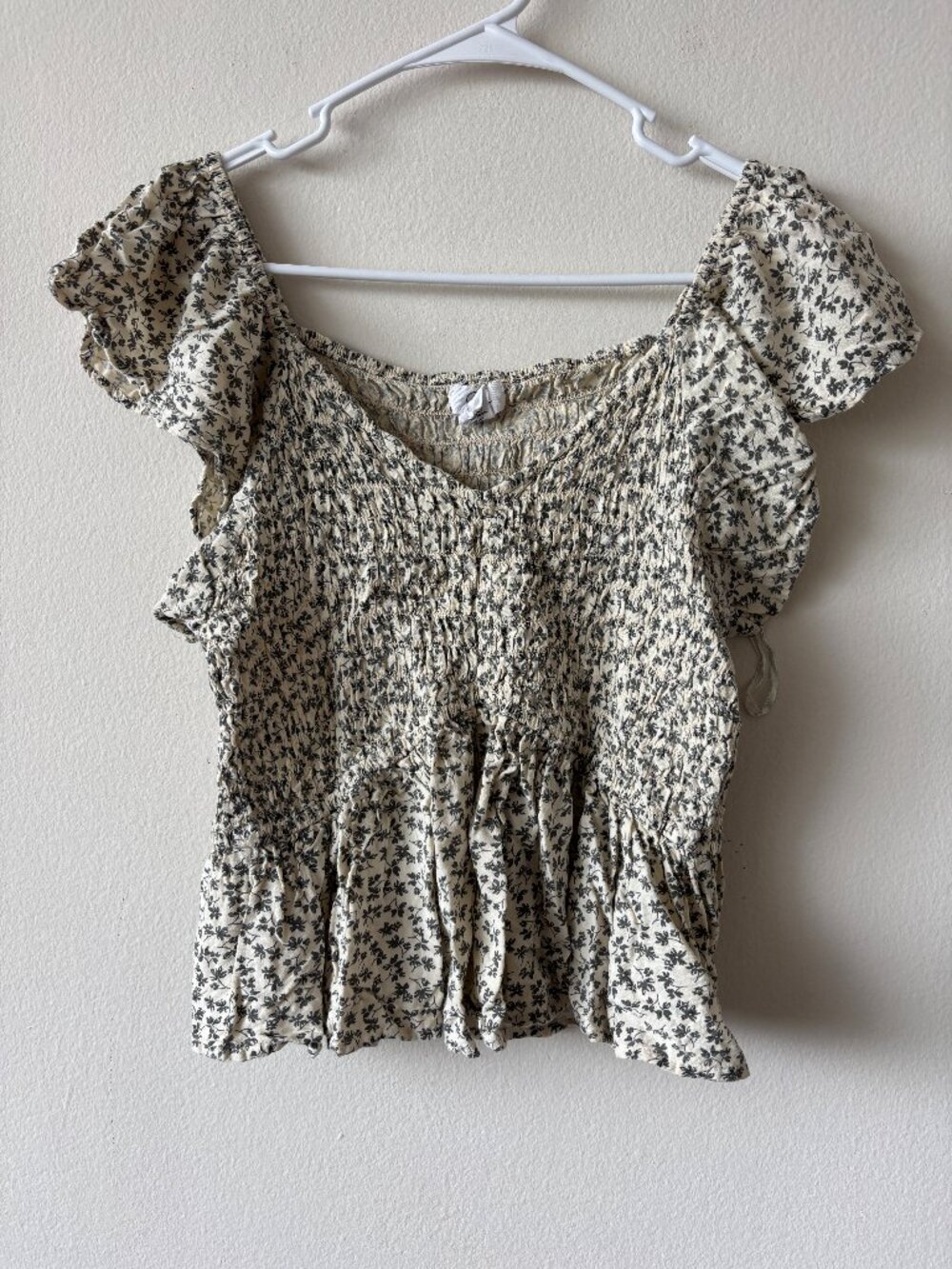 Japna Short Sleeve Floral Top - Size Large